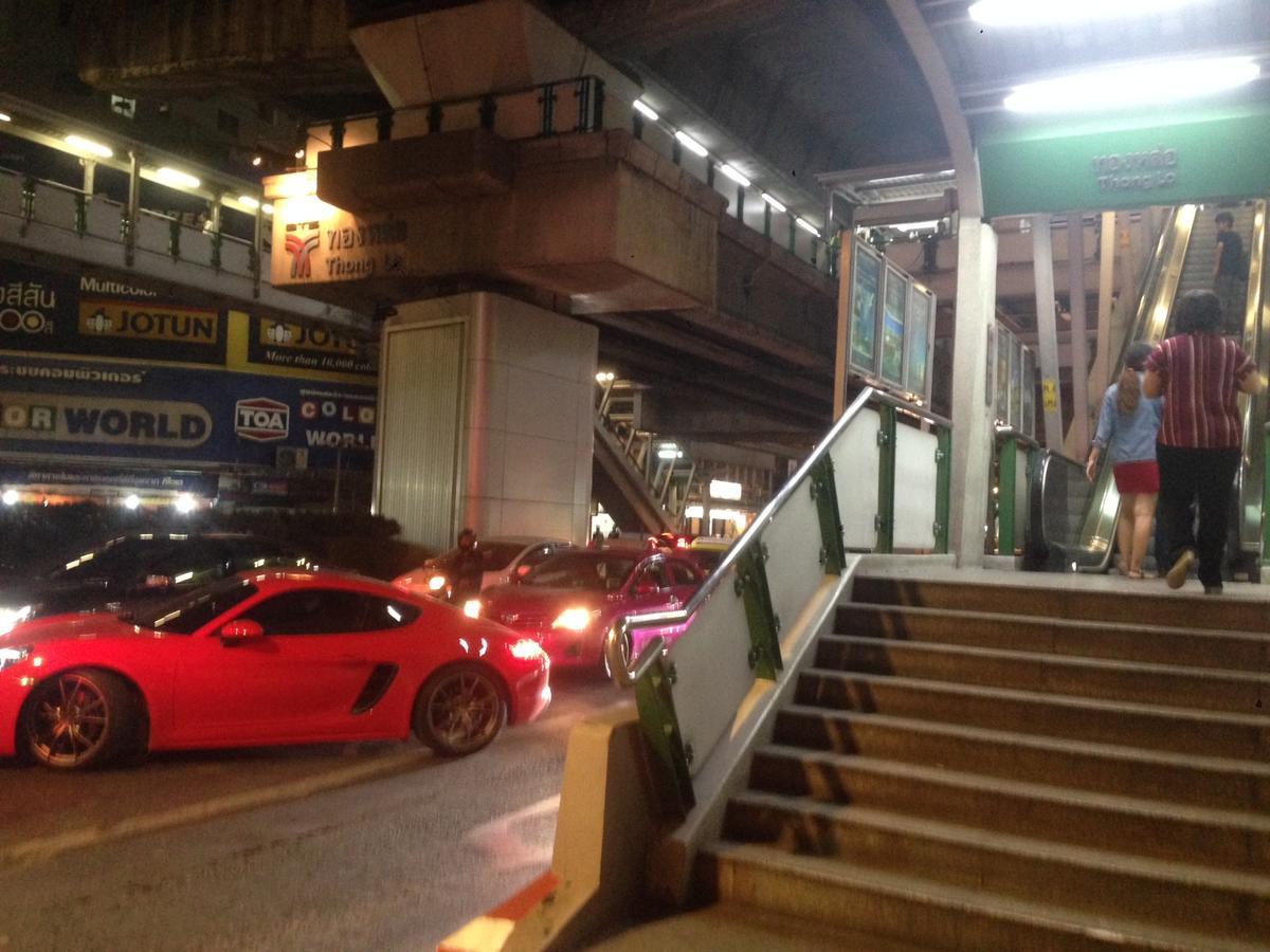 Mangosteen Bangkok Sukhumvit Buitenkant foto